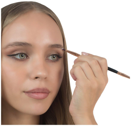 Rose Gold Foundation, Concealer, Powder, Blush and Eyeshadow Brush Close Up - High Density Synthetic Vegan Bristles | فرش مكياج احترافية شعيرات ناعمة