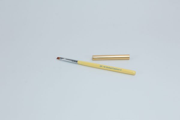 Angled, synthetic gel brush #4, Global Fashion, GF-16-4-yellow