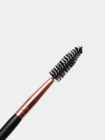 Rose Gold Foundation, Concealer, Powder, Blush and Eyeshadow Brush Close Up - High Density Synthetic Vegan Bristles | فرش مكياج احترافية شعيرات ناعمة