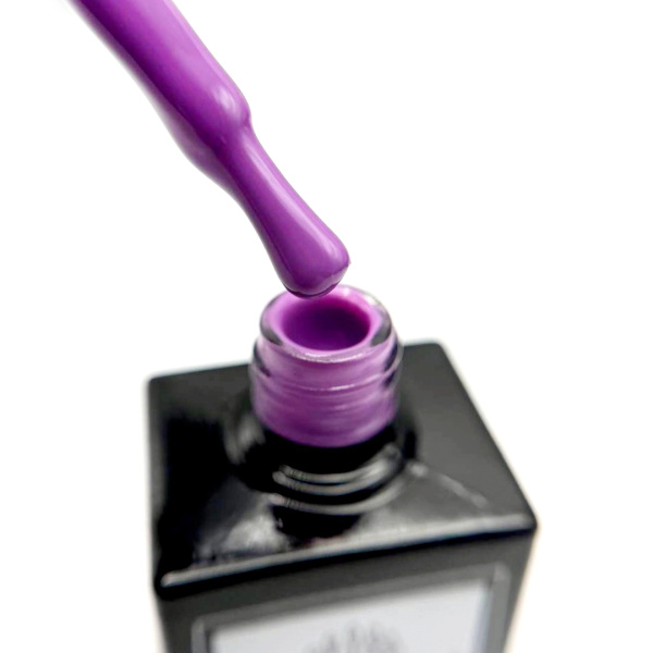 Gel Polish 15ml, Shade 60 – Glossy UV LED Soak-Off Nail Gel
