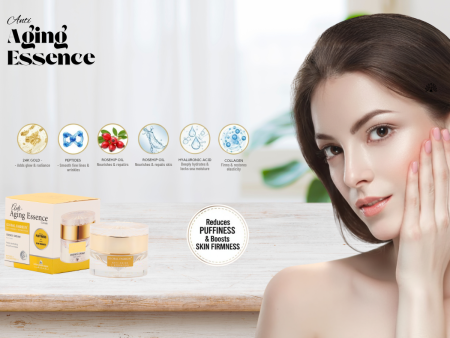 24K Gold Anti-Aging Face Cream 30g Face Cream Close Up - Hydrating Anti Aging Skincare Treatment | كريم وجه صورة مقربة