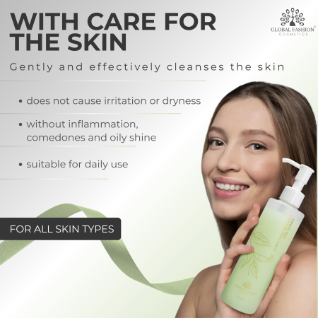 Green Tea Makeup Remover 200ml – Gentle Cleanser  Makeup Remover Close Up - Tea Extract Gentle Waterproof Cleanser | مزيل مكياج صورة مقربة