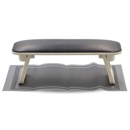 Global Fashion Folding Nail Hand Pillow – Salon Arm Rest | Black Nail Hand Pillow Close View Cushion | وسادة اظافر
Global Fashion Folding Nail Hand Pillow – Salon Arm Rest | Black Manicure Arm Rest Detailed View | مسند يد للمناكير