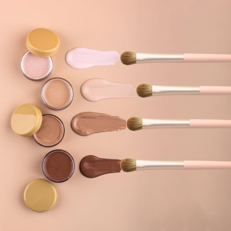 Rose Gold Foundation, Concealer, Powder, Blush and Eyeshadow Brush Close Up - High Density Synthetic Vegan Bristles | فرش مكياج احترافية شعيرات ناعمة