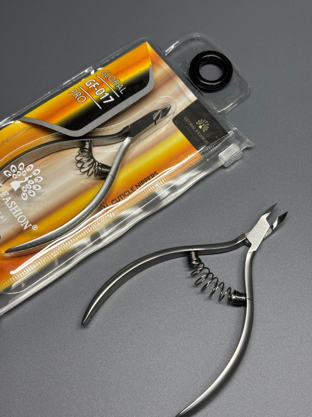 Professional Cuticle Nippers - Salon Tool with Guarantee - 5.5mm GF017