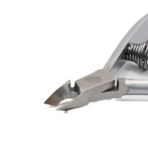 BeeNails Cuticle Nipper Kit – Stainless Steel | B6 Cuticle Nipper Stainless Steel Tool | قاطع الكيوتكل
BeeNails Cuticle Nipper Kit – Stainless Steel | B6 Nail Cutter Manicure Pedicure Tool | اداة قص الكيوتكل