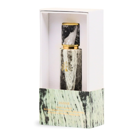 Sauvage Eau de Parfum 30ml – Men’s Bold EDP Perfume 30ml Close Up - Premium Eau de Parfum Spray Bottle | عطر 30 مل صورة مقربة