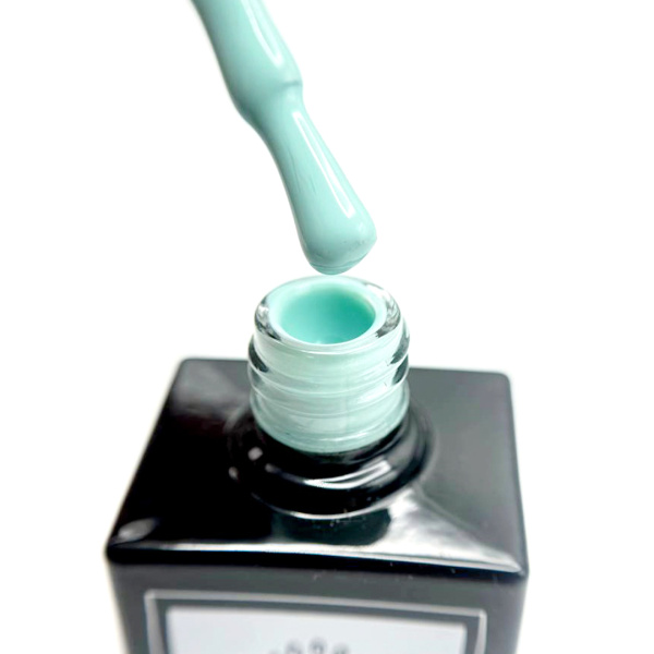 Gel Polish 15ml, Shade 96 – Glossy UV LED Soak-Off Nail Gel
