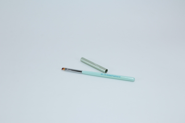 Angled, synthetic gel brush #6, Global Fashion GF-16-6