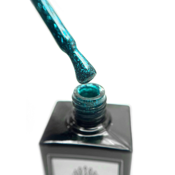 Gel Polish 15ml, Shade 132 – Glossy UV LED Soak-Off Nail Gel
