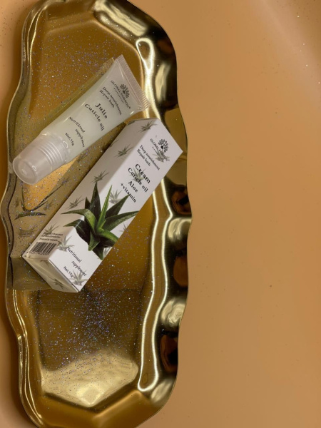 Cuticle Oil Cream – Nail & Cuticle Care | Aloe + Vitamin Cuticle Oil Nail Care Treatment | زيت الكيوتكل
Cuticle Oil Cream – Nail & Cuticle Care | Aloe + Vitamin Nail Oil Moisturizing & Strengthening | زيت الاظافر