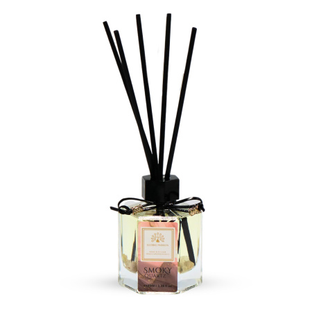 Smoky Quartz Reed Diffuser 100ml Aromatherapy Reed Diffuser Close Up - Luxury Aromatherapy Home Decor Fragrance | معطر منزلي صورة مقربة