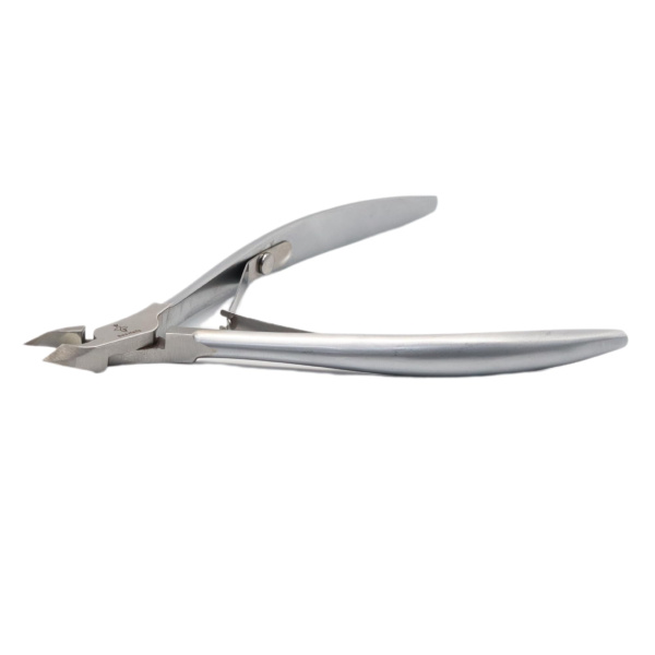 BeeNails Cuticle Nipper Kit – Stainless Steel | B7 Cuticle Nipper Stainless Steel Tool | قاطع الكيوتكل
BeeNails Cuticle Nipper Kit – Stainless Steel | B7 Nail Cutter Manicure Pedicure Tool | اداة قص الكيوتكل