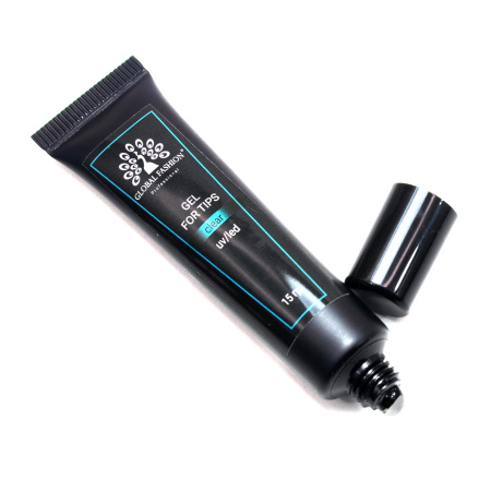 Brush On Nail Glue Close Up - Professional Nail Adhesive for False Nails | غراء الأظافر صورة مقربة