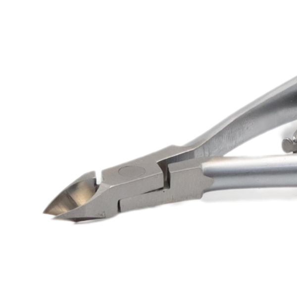 BeeNails Cuticle Nipper Kit – Stainless Steel | B8 Cuticle Nipper Stainless Steel Tool | قاطع الكيوتكل
BeeNails Cuticle Nipper Kit – Stainless Steel | B8 Nail Cutter Manicure Pedicure Tool | اداة قص الكيوتكل