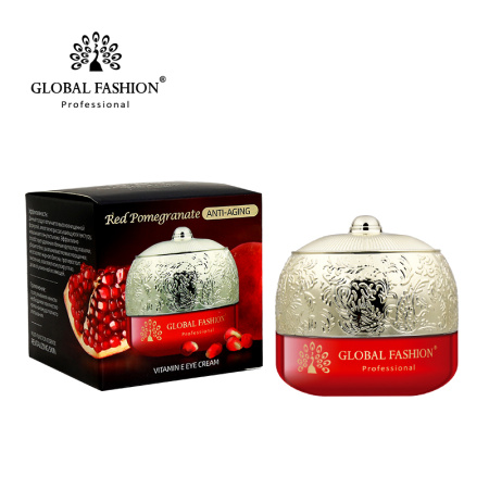 Vitamin E skincare set close up youthful glow finish مجموعة عناية بالبشرة لقطة مقربة
