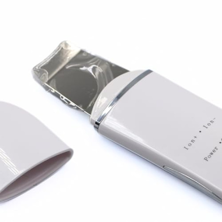 Global Fashion Ultrasonic Skin Cleaner – Deep Cleansing | C-1058 Ultrasonic Skin Cleaner Close View Facial Device | جهاز تنظيف البشرة
Global Fashion Ultrasonic Skin Cleaner – Deep Cleansing | C-1058 Face Scrubber Detailed View Deep Cleansing | جهاز تقشير البشرة