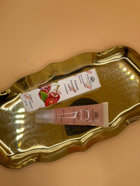 Cuticle Oil Cream – Nail & Cuticle Care | Cherry + Vitamin Cuticle Oil Nail Care Treatment | زيت الكيوتكل
Cuticle Oil Cream – Nail & Cuticle Care | Cherry + Vitamin Nail Oil Moisturizing & Strengthening | زيت الاظافر