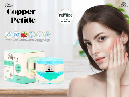 Blue Copper Peptide Face Cream 30g Face Cream Close Up - Hydrating Anti Aging Skincare Treatment | كريم وجه صورة مقربة