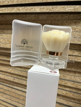 Global Fashion Blush Brush 02