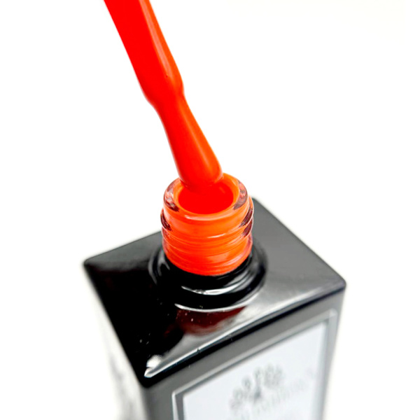 Gel Polish 15ml, Shade 18 – Long-Lasting UV LED Nail Gel
