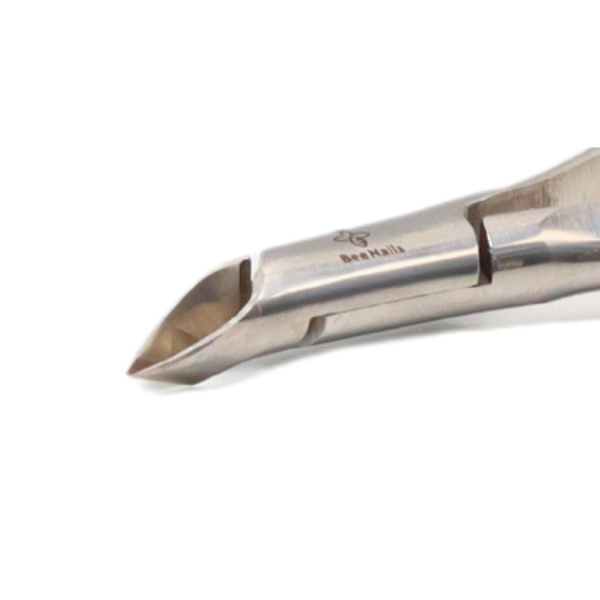 BeeNails Cuticle Nipper Kit – Stainless Steel | B1 Cuticle Nipper Stainless Steel Tool | قاطع الكيوتكل
BeeNails Cuticle Nipper Kit – Stainless Steel | B1 Nail Cutter Manicure Pedicure Tool | اداة قص الكيوتكل