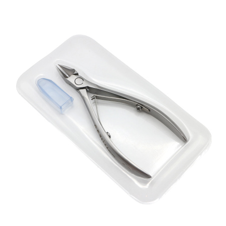 Global Fashion Nail Clippers & Cutters | Detailed Stainless Steel Tools
قصافات ومقصات أظافر جلوبال فاشن | أدوات ستانلس ستيل تفصيلية
