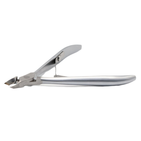 BeeNails Cuticle Nipper Kit – Stainless Steel | B5 Cuticle Nipper Close View Nail Tool | قاطع الكيوتكل
BeeNails Cuticle Nipper Kit – Stainless Steel | B5 Nail Cutter Detailed View Professional Tool | اداة قص الكيوتكل